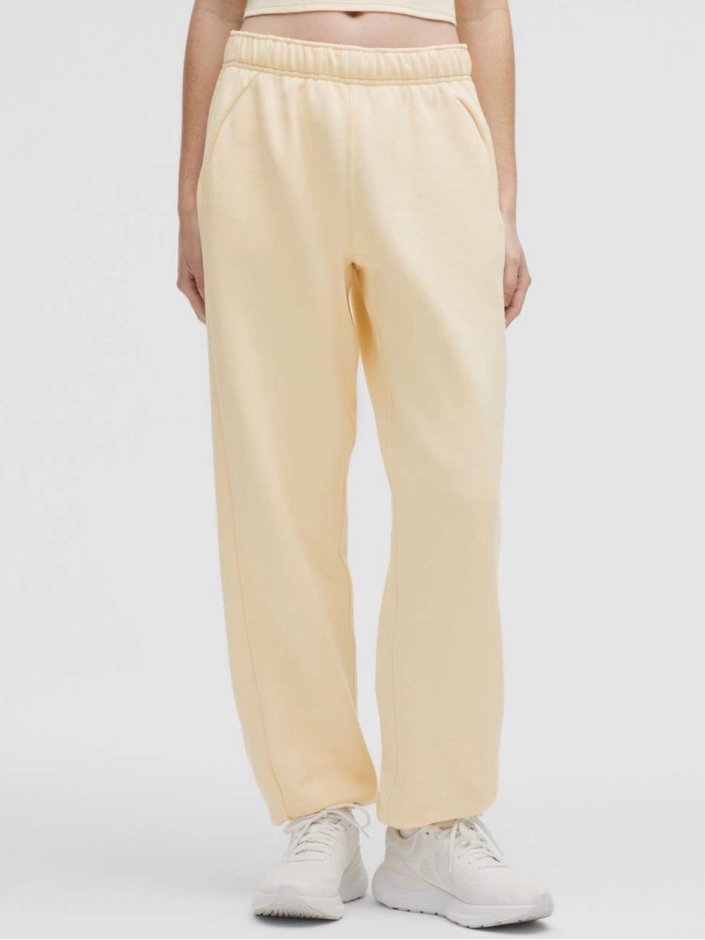 Scuba Mid-Rise Oversized Jogger
*Regular - Butter Cream